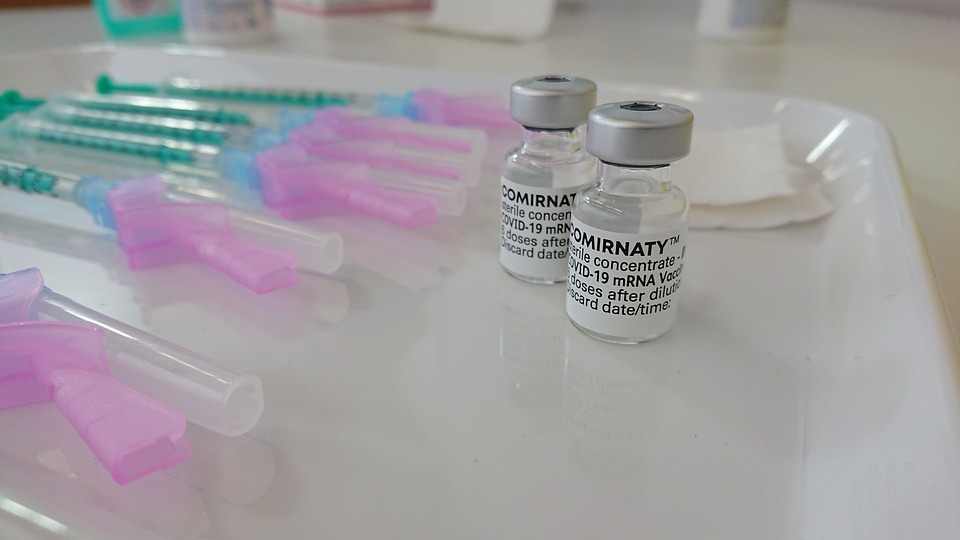 Vakcine, ilustracija, foto: Pixabay.com